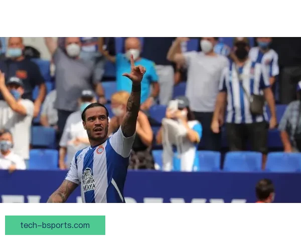 从替补到边路尖刀迭戈洛佩斯在蝙蝠军团极速崛起书写青春风暴新章