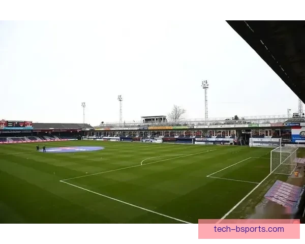 卢顿主场紧张氛围让豪门客队胆战心惊球迷热情难挡